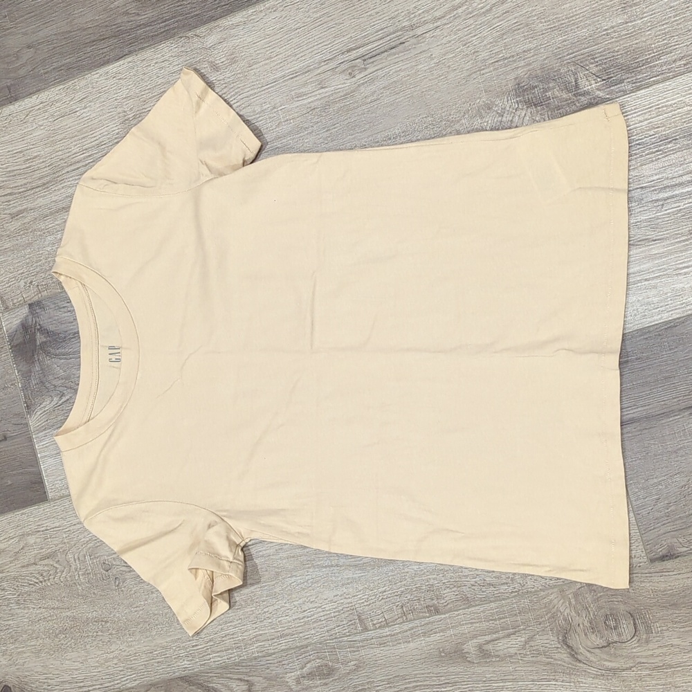 NWOT GAP Cream Shirt